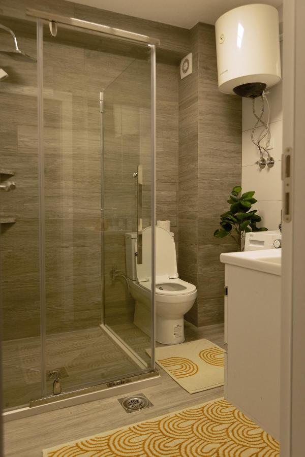 Etern Stays - Studio Apartment Pristina Exterior photo